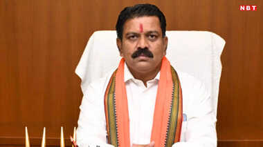 पद्मश्री डॉक्टर सुरेंद्र दुबे का निधन, हास्य कवि डॉक्टर सुरेंद्र दुबे का निधन, रायपुर ब्रेकिंग कवि सुरेंद्र दुबे का निधन